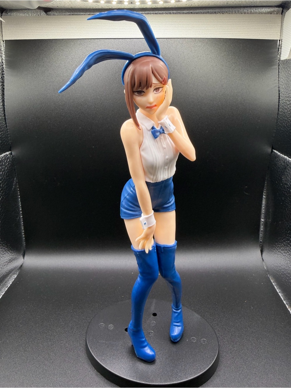 kobeni bunny figurine